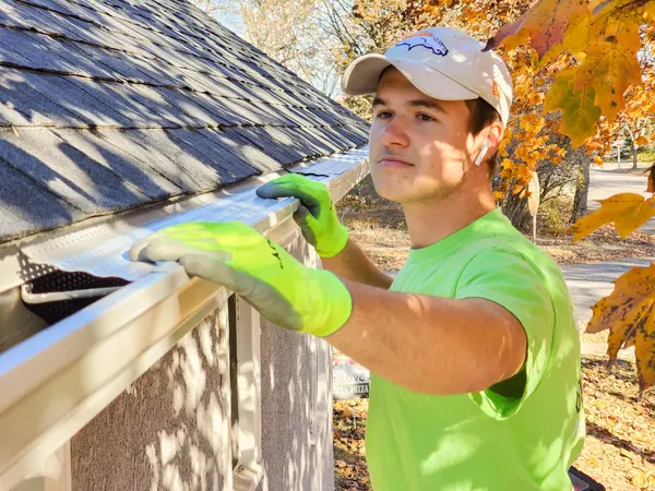 team-member-gutter-repair-3 team member gutter repair 3